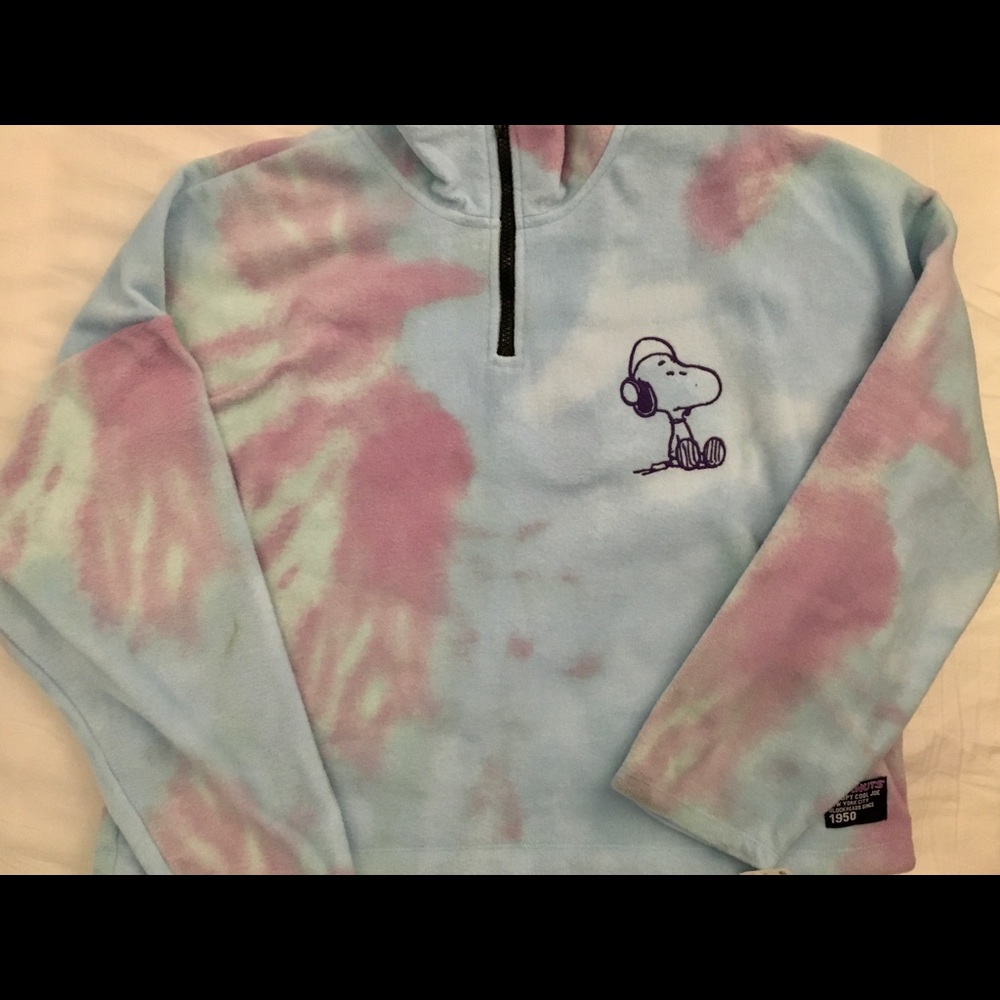 Snoopy tye dye pullover.